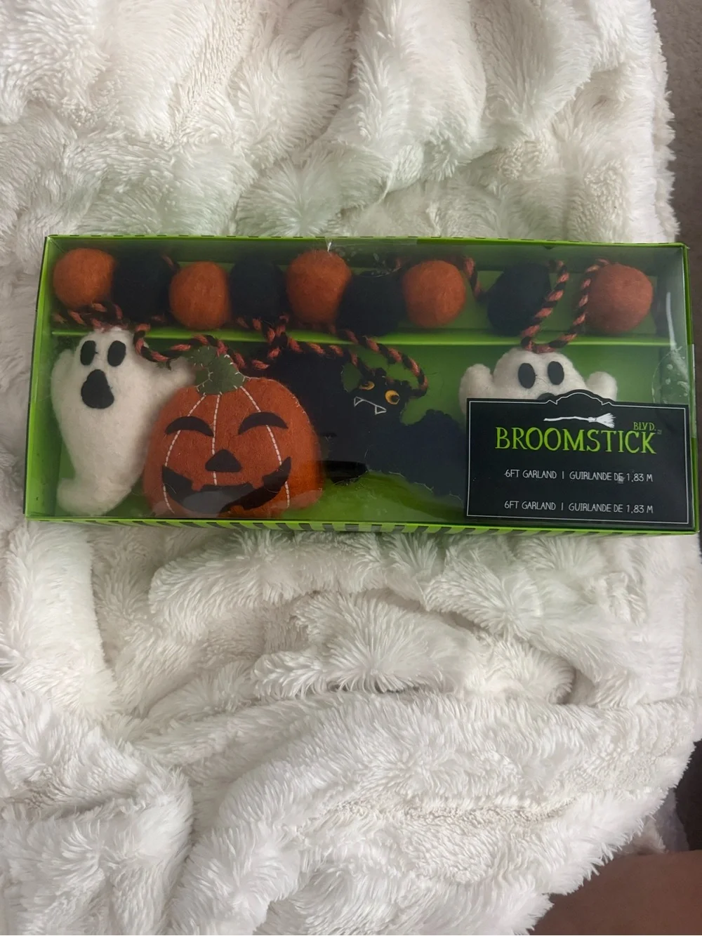 Broomstick Blvd- Halloween Felt Garland -ghosts, pumpkins,bats, pom-poms 6ft NIB